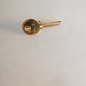 Vintage Tie Clip Mid Century Modern Yale Key